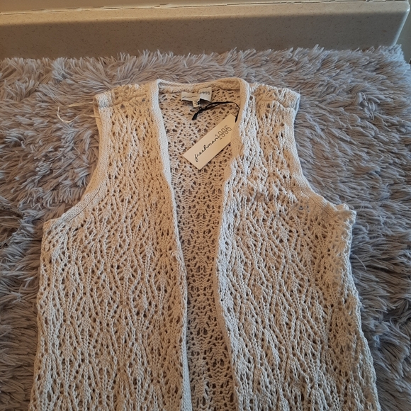 Freshman 1996 Boho Maxi Crochet Cardigan Open Sleeveless Cream Color Size XS NWT - Picture 5 of 16
